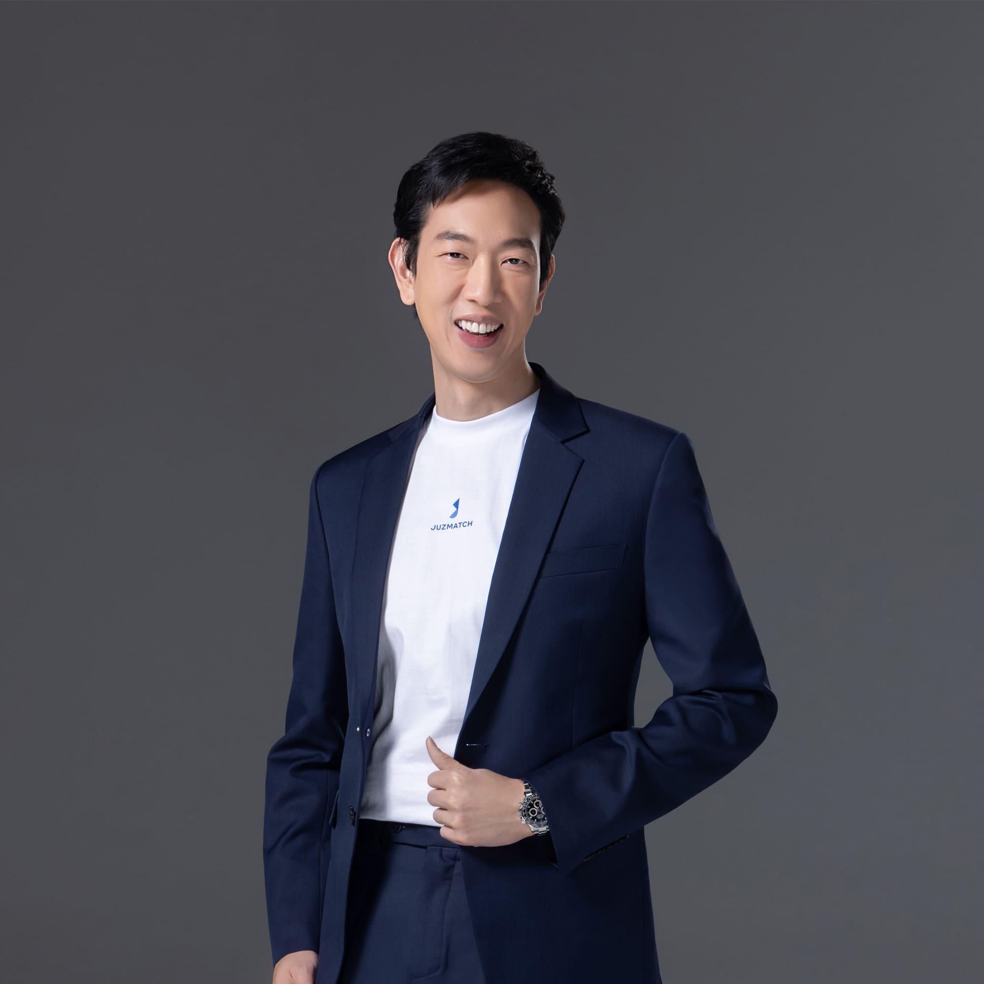 Mr. Rattanapon Monmahachinda